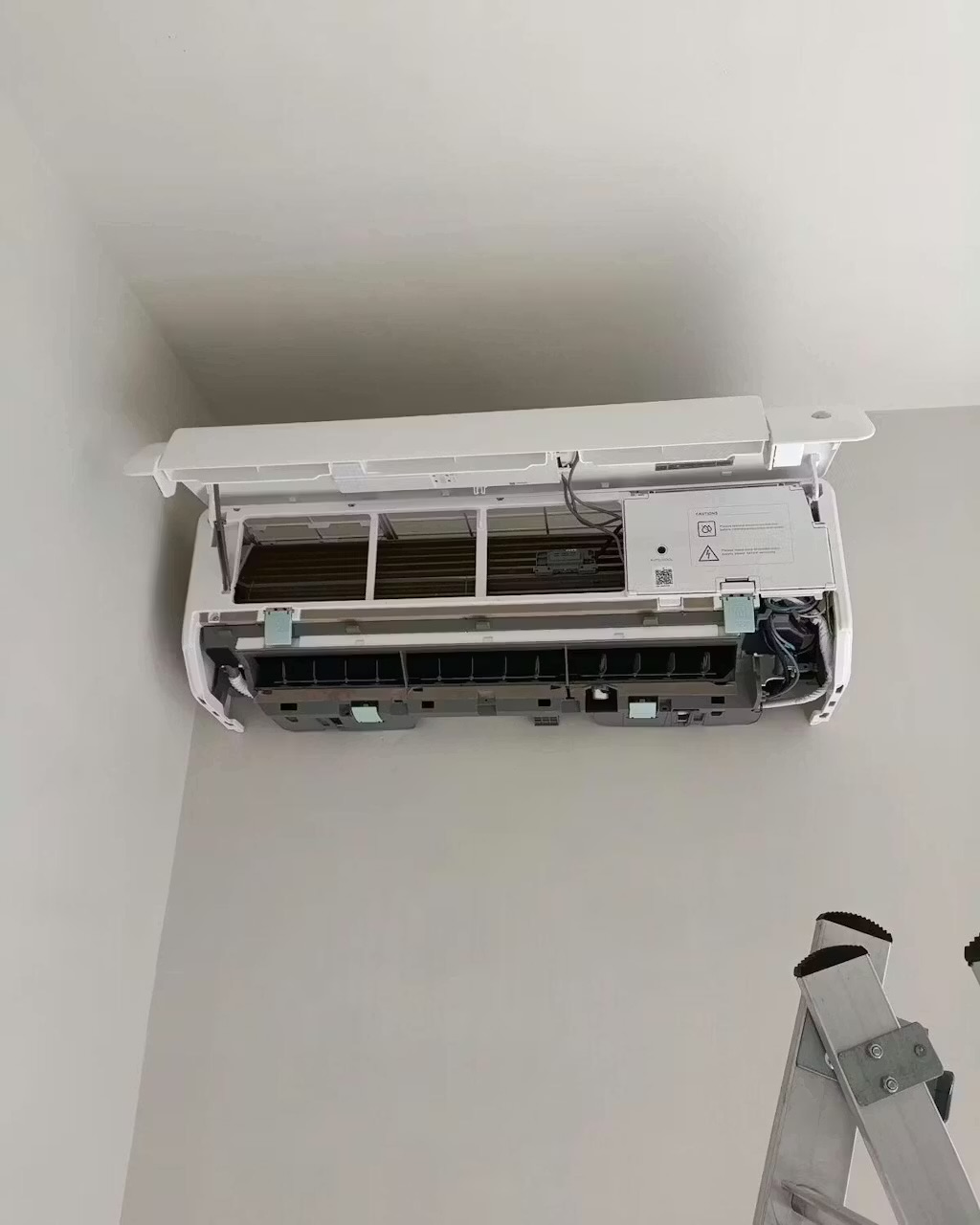 Trabajo realizado por Diego - Instalación de aire acondicionado
